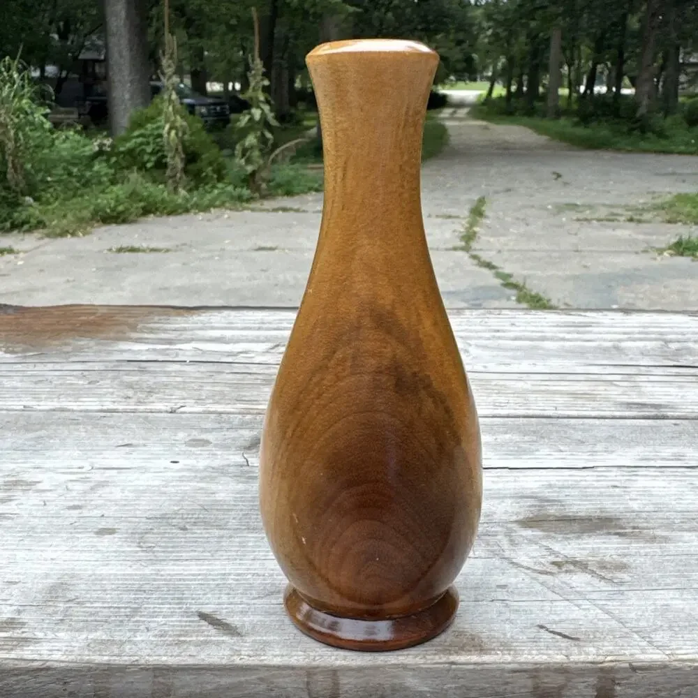 Vtg Stem Bud Vase Gloss Finish 5.5” The Wooden Nickel Oregon Myrtle Solid Wood